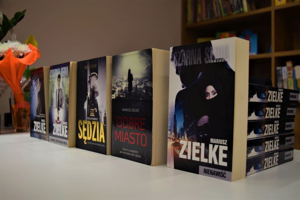 Spotkanie autorskie z Mariuszem Zielke - relacja